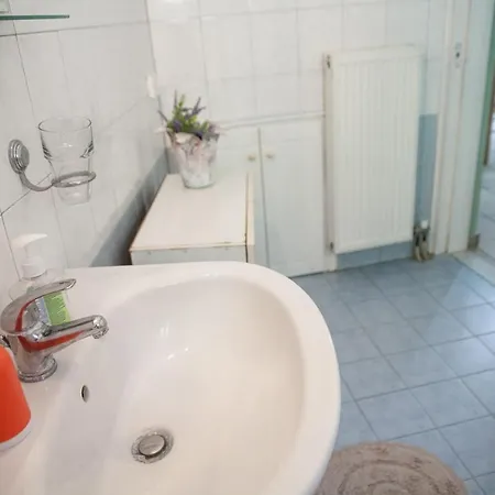 Summer Holidays Nikiana