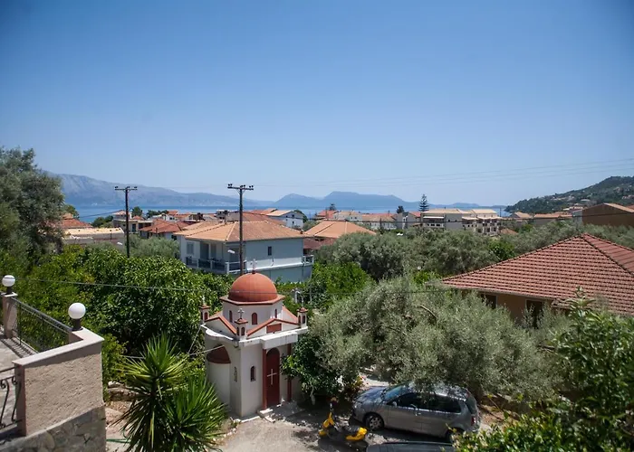 Summer Holidays Апартаменты Никиана